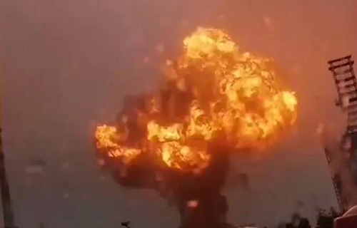 云南一煉油廠發生爆炸事故