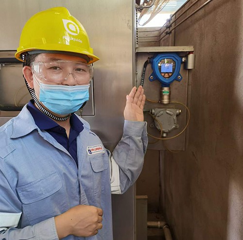 防爆巡檢機器人八氯化萘檢測儀